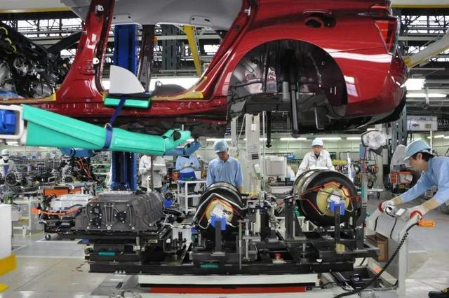 日本是汽車制造大國，為何沒有持續走高？反而制造業潰敗