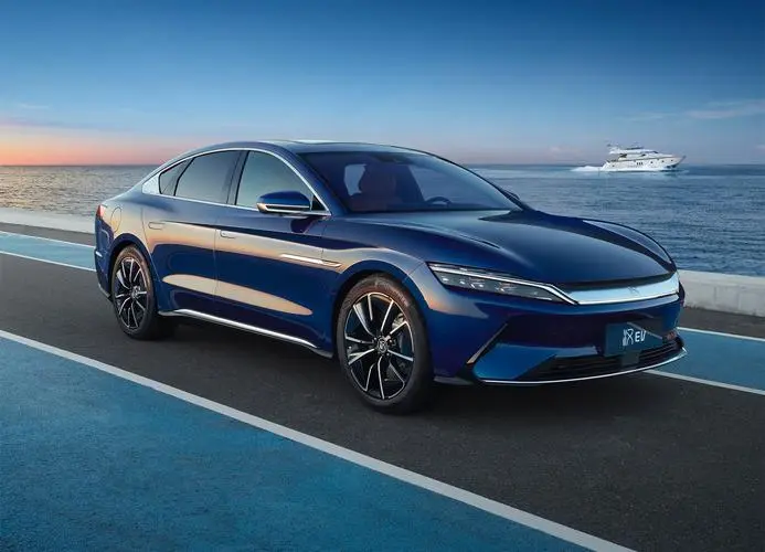 全球汽車業加速綠色轉型 新能源汽車銷量逆增長
